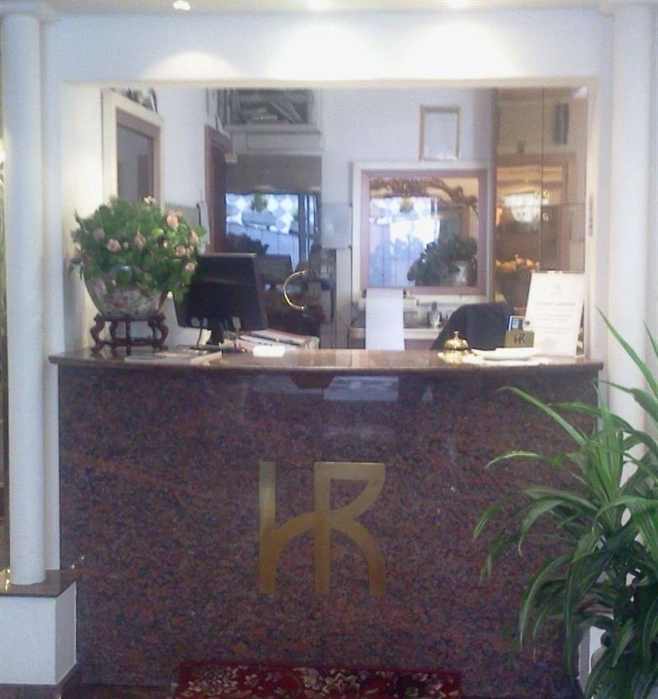 צ'זאנו בוסקונה Hotel Roma מראה חיצוני תמונה